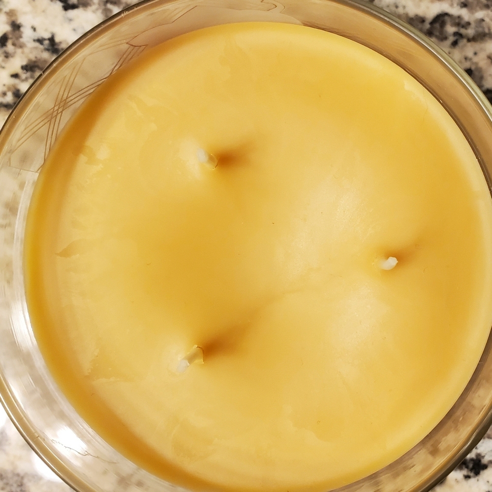 BBW Pumpkin Peanut Brittle Candle - Picture 2 of 3
